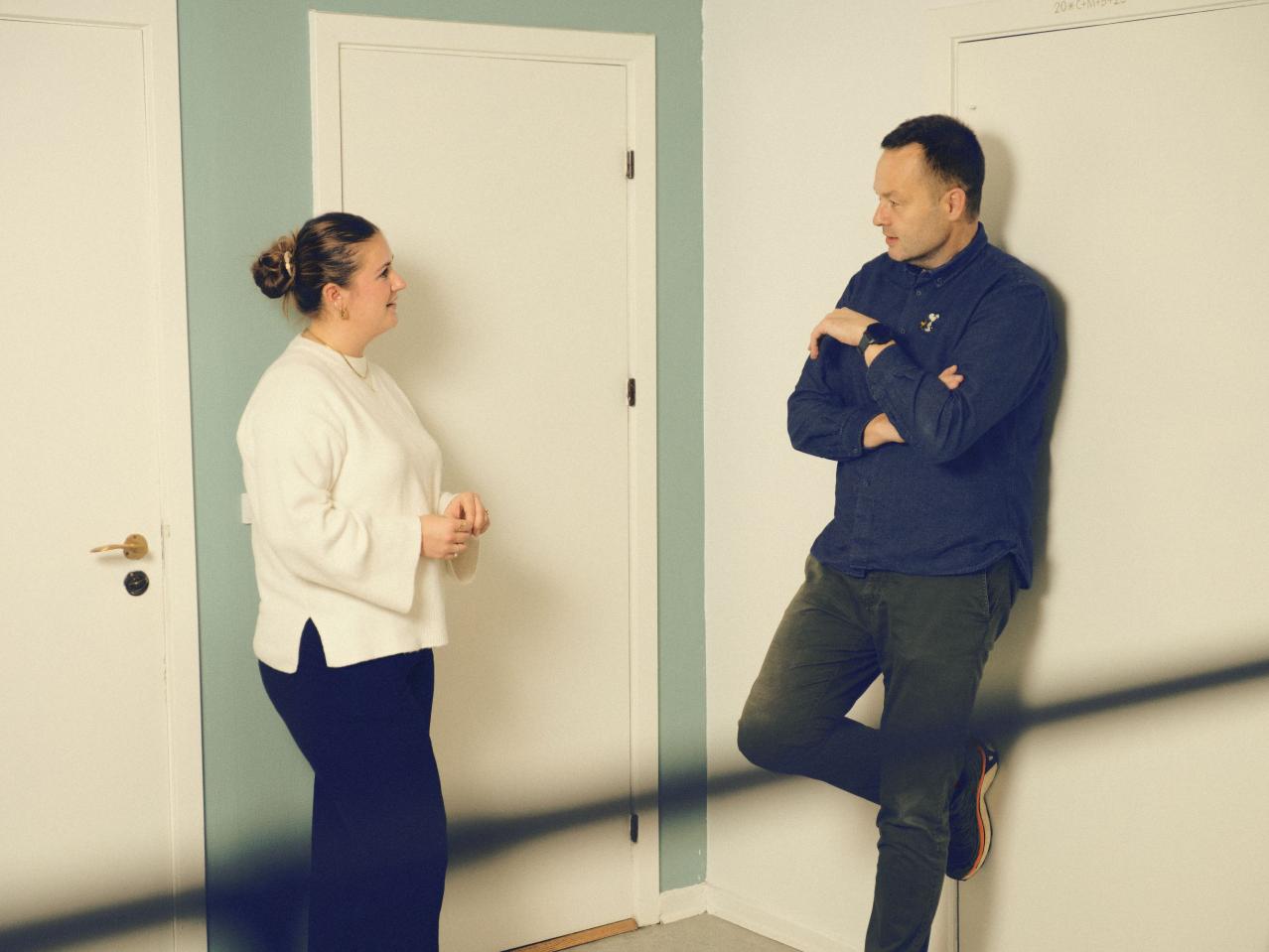 Mathilde og skoleleder Thøger