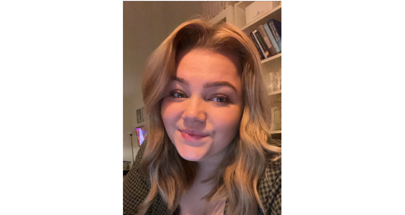 Foto af studenterambassadør Emma - Socialrådgiver
