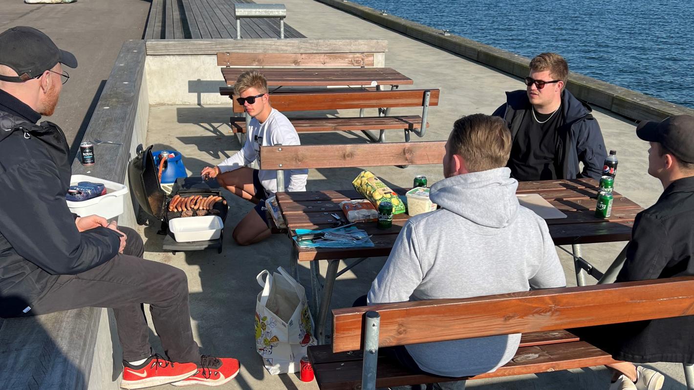 Grillhygge på havnen